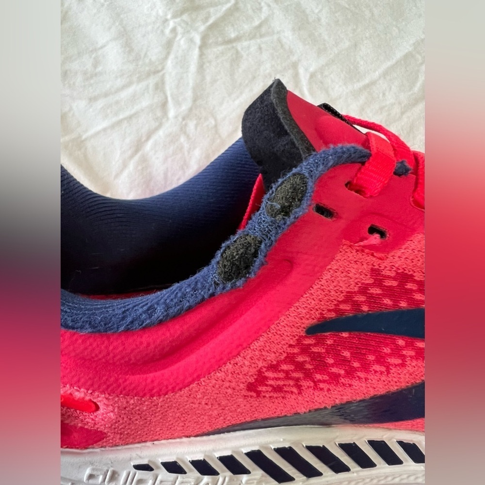 Brooks Launch GTS 9 Women’s Size 8.5 B Hot Pink Blue 12829 Running Walking - Picture 4 of 12